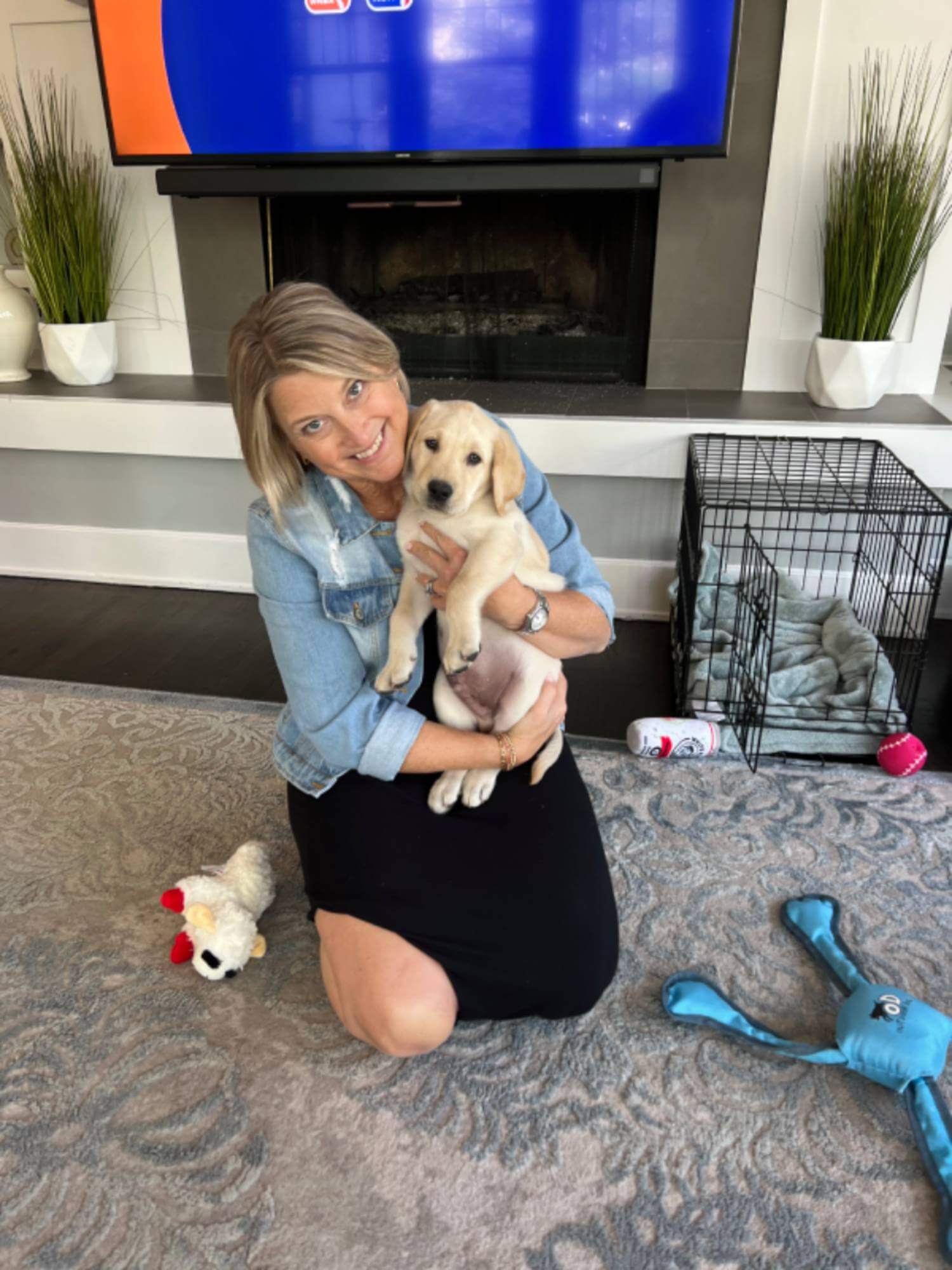 Kristen with puppy